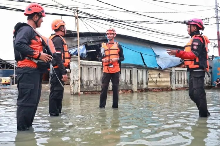 BPBD DKI Jakarta Peringatkan Bahaya Banjir Pesisir 30 Desember 2025 - 7 Januari 2026