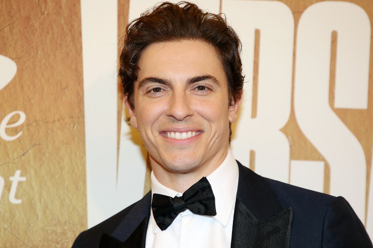 Broadway star Derek Klena joins the Savannah Bananas, the viral