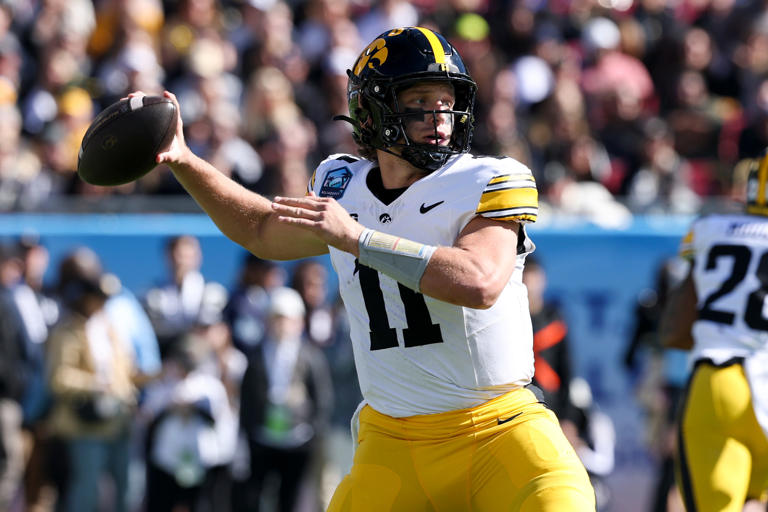 Iowa football QB Mark Gronowski accepts East-West Shrine Bowl invite