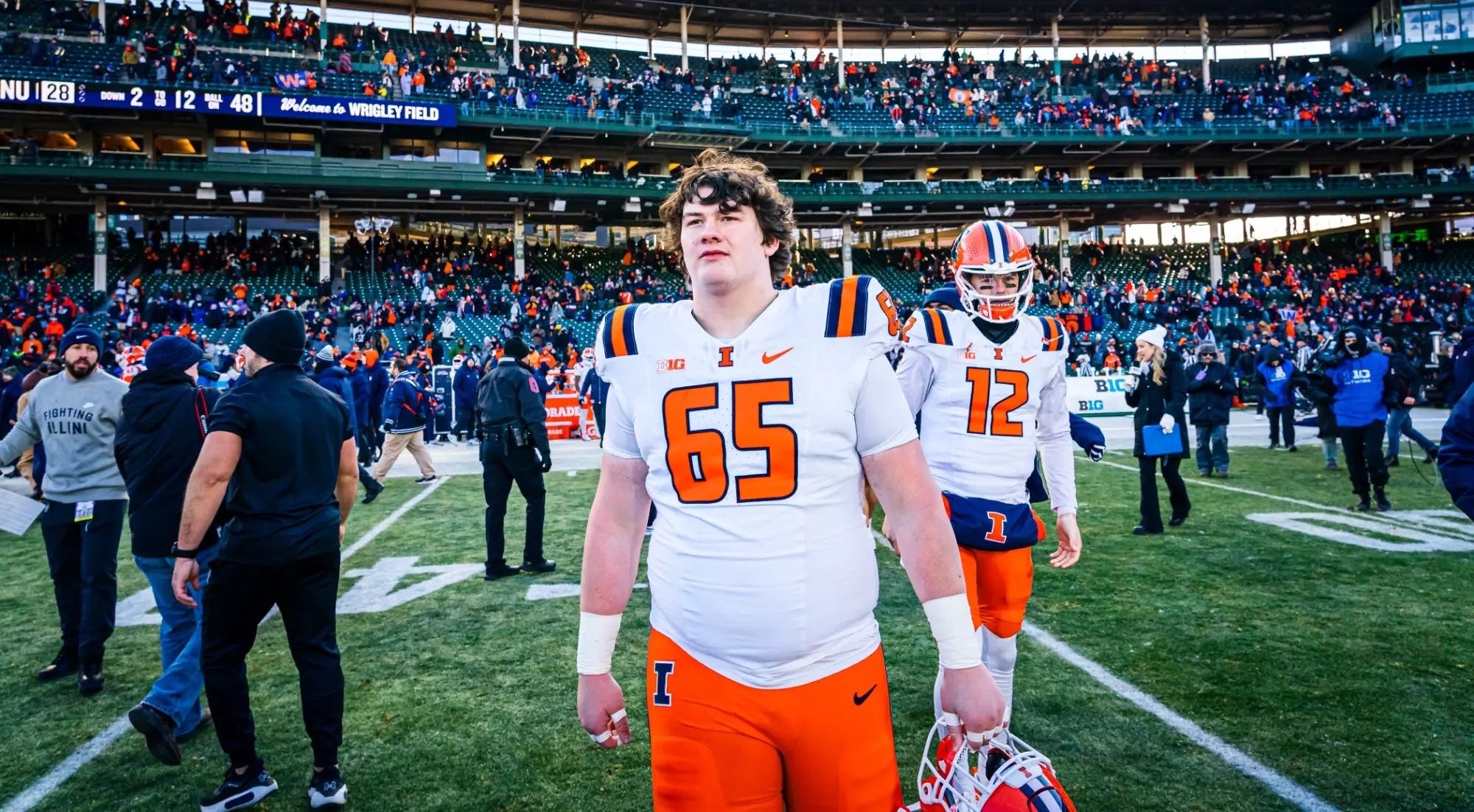 Illinois football player from Peoria area enters transfer portal