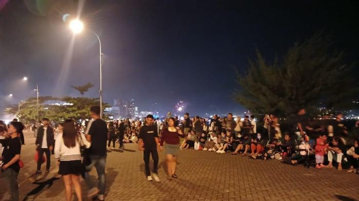 Tahun Baru 2026 di Pohon Kasih Megamas Manado Tetap Meriah Tanpa Pesta Khusus