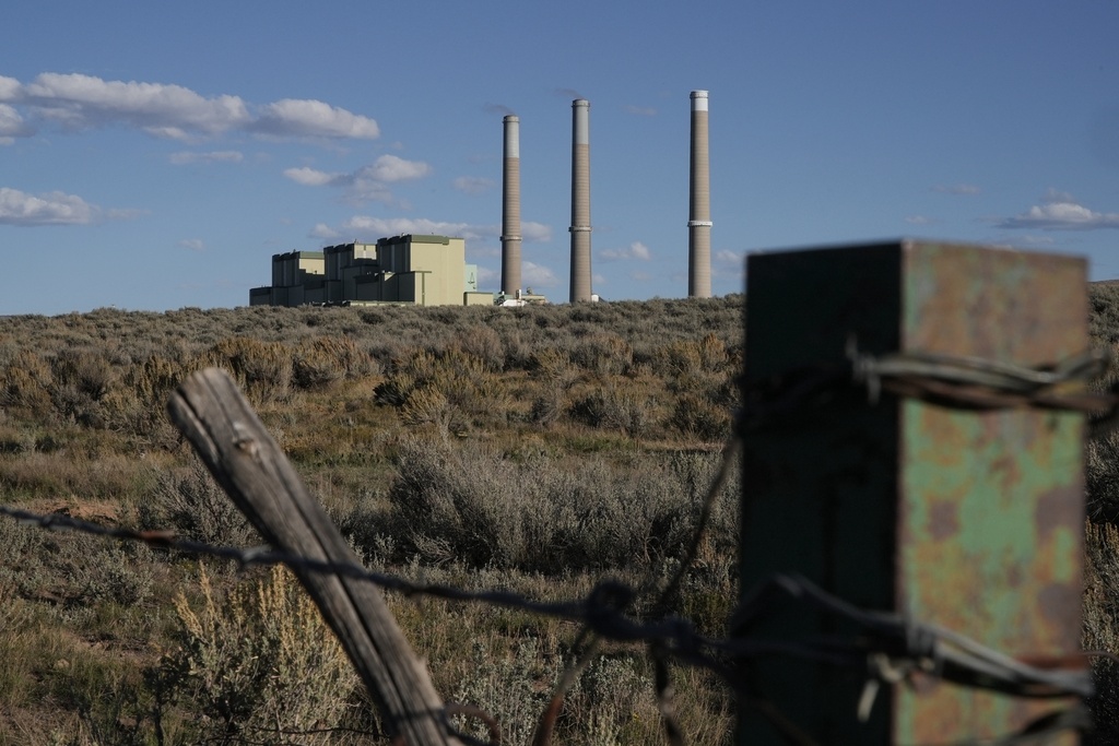 Trump administration orders a Colorado coal-fired power generator to stay open<br><br>