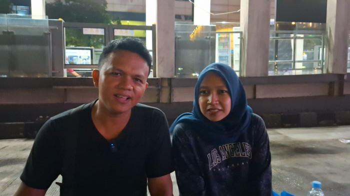 Menanti Tahun Baru di Sarinah: Konser, Kacang Goreng, dan Doa untuk Indonesia