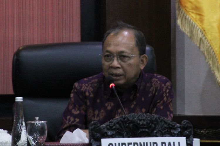 Wisatawan Domestik ke Bali Turun 700 Ribu, Gubernur Koster Beberkan Penyebabnya
