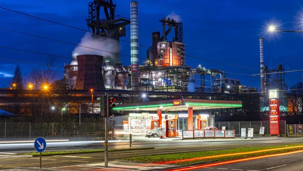 Neue Co2 Steuer Soll Tanken Und Heizen Teurer Machen