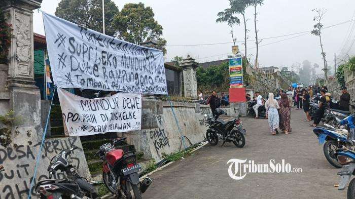Demo warga Jeruk Boyolali berujung pengunduran diri sekdes dugaan korupsi dana desa