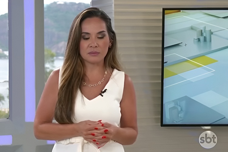 Isabele Benito desaba no SBT ao noticiar falecimento de Caio Álex
