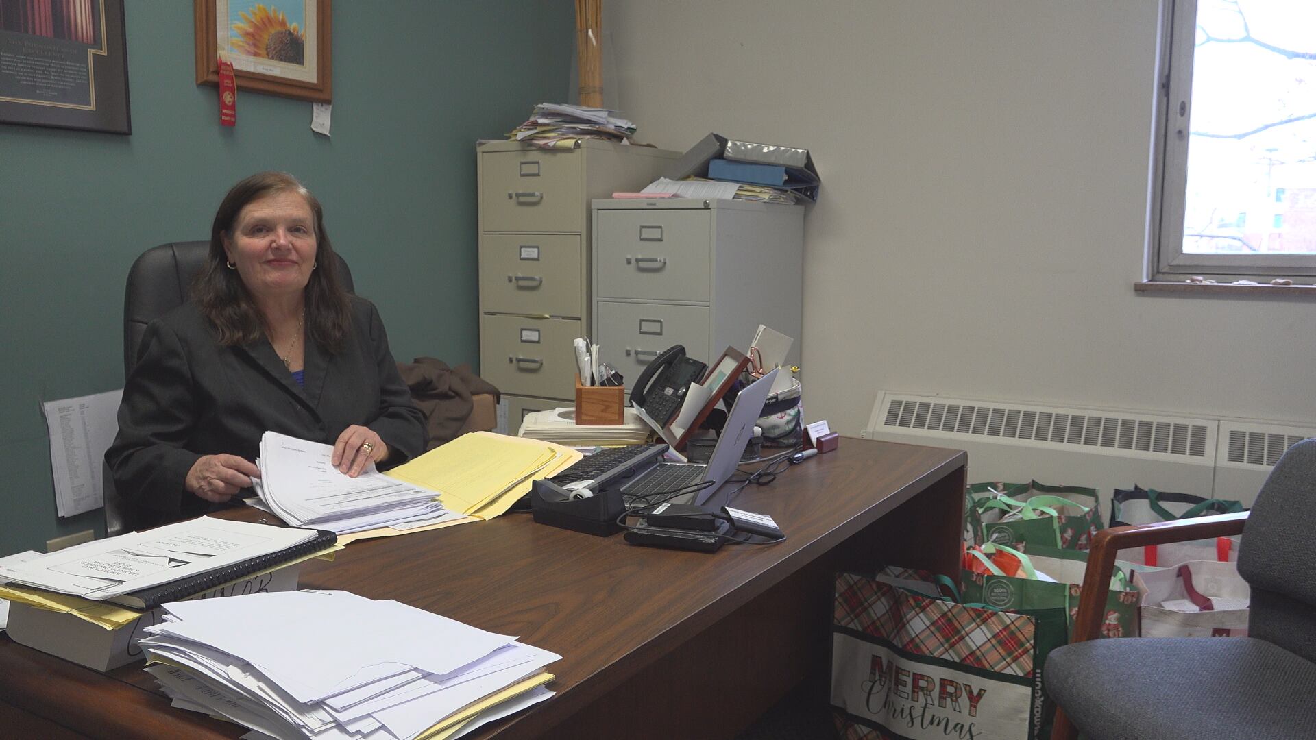 Assistant public defender retires before New Year