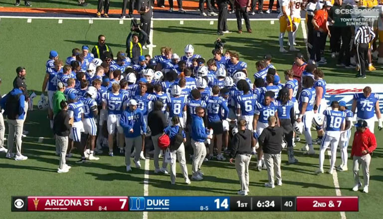 Duke lineman Kobe Smith suffers gruesome injury in Sun Bowl: 'Not going ...