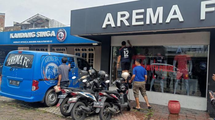 Berita Arema FC Terkini: Aremania Protes Usai Kalah dari Persita, Stadion Kanjuruhan Sepi