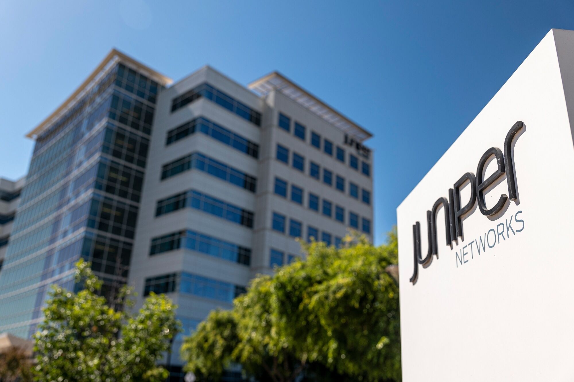 HPE-Juniper deal still under fire by states after DOJ approval