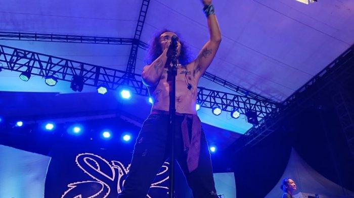 Lirik Lagu Fufufafa Slank yang Viral di Media Sosial