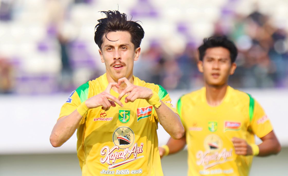 Francisco Rivera Bakar Semangat Derbi Suramadu! Persebaya Siap Raih 3 Poin di Markas Madura United