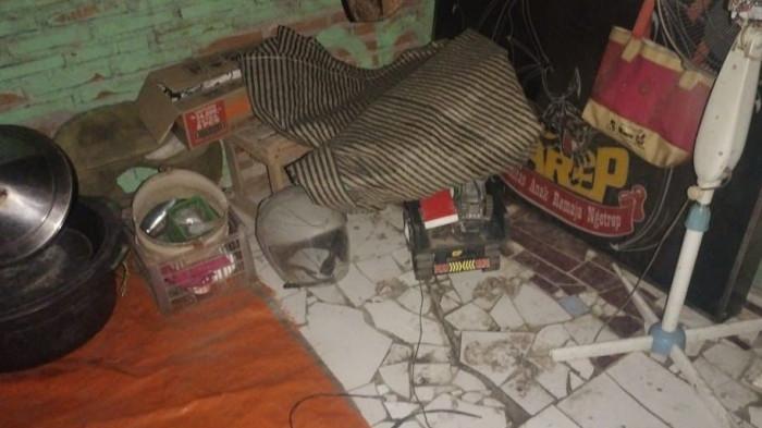 Ancaman Longsor, Rumah Lansia di Dukuh Ngetrep Ambles 5 Sentimeter