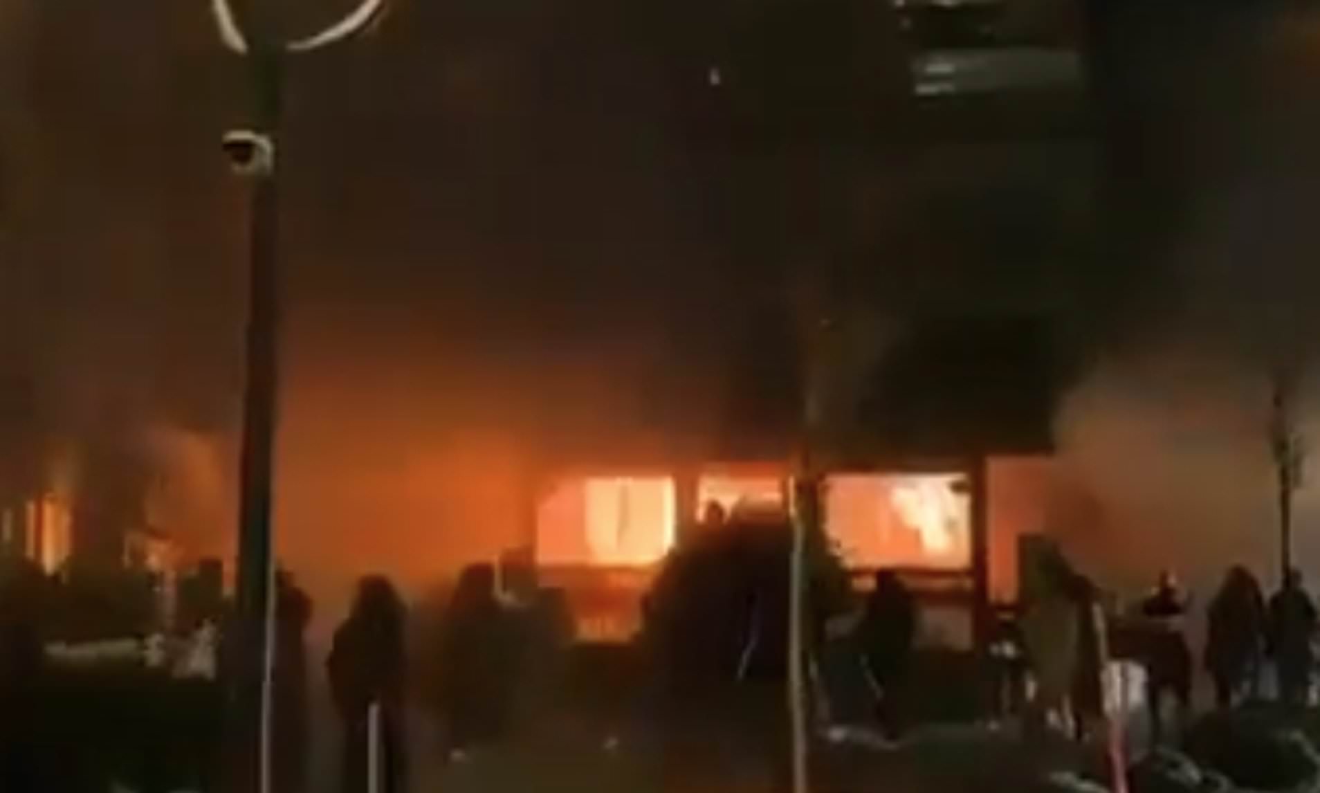 Explosion rips through bar at Swiss ski resort killing several people ...