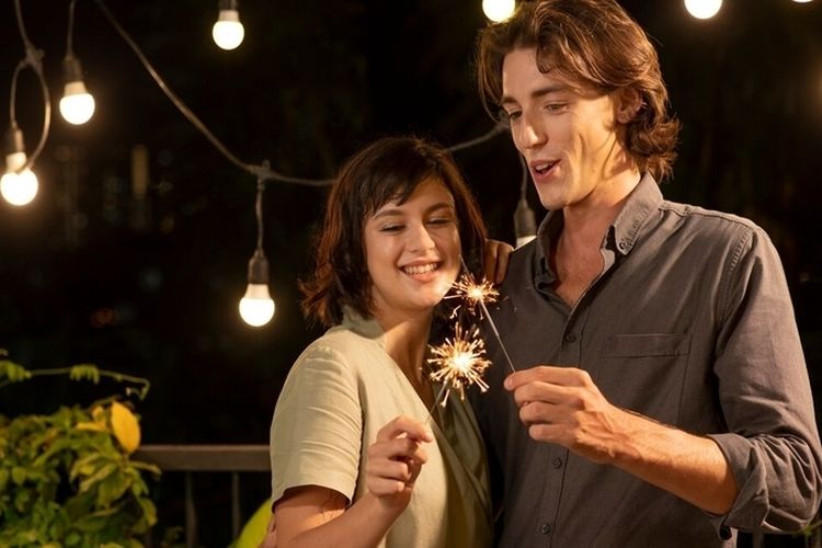 10 ucapan tahun baru 2026 untuk pasangan: romantis dan penuh harapan