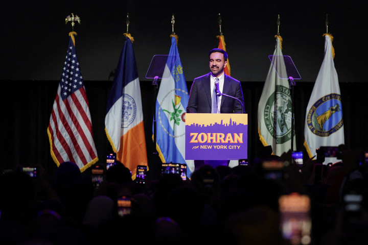 Zohran Mamdani Dilantik Jadi Wali Kota New York Malam Tahun Baru