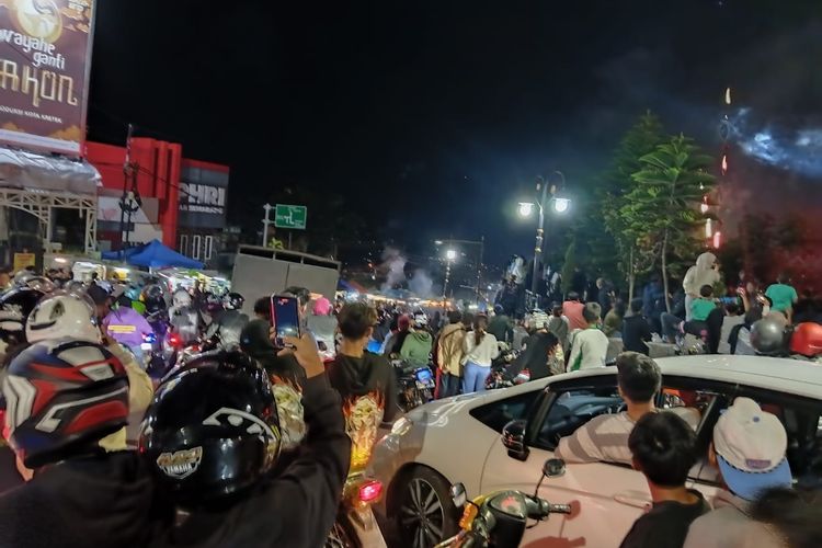Tahun Baru Tenang, Pedagang Bandungan Bersyukur Meski Less Meriah