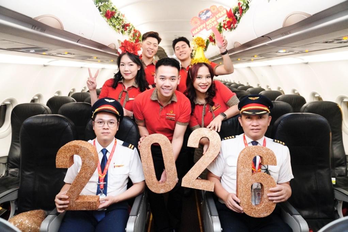 Đón năm mới 2026 rộn ràng niềm vui cùng Vietjet ở độ cao 10.000 mét