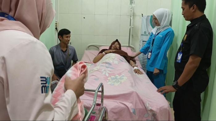 Momen bahagia pasutri di Cirebon, putri pertama lahir pukul 00.01 1 Januari 2026