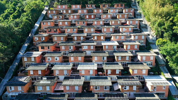 Condomínio tem andares escalonados, com cada rua interna em um nível diferente. Foto: Pedro Kirilos/Estadão