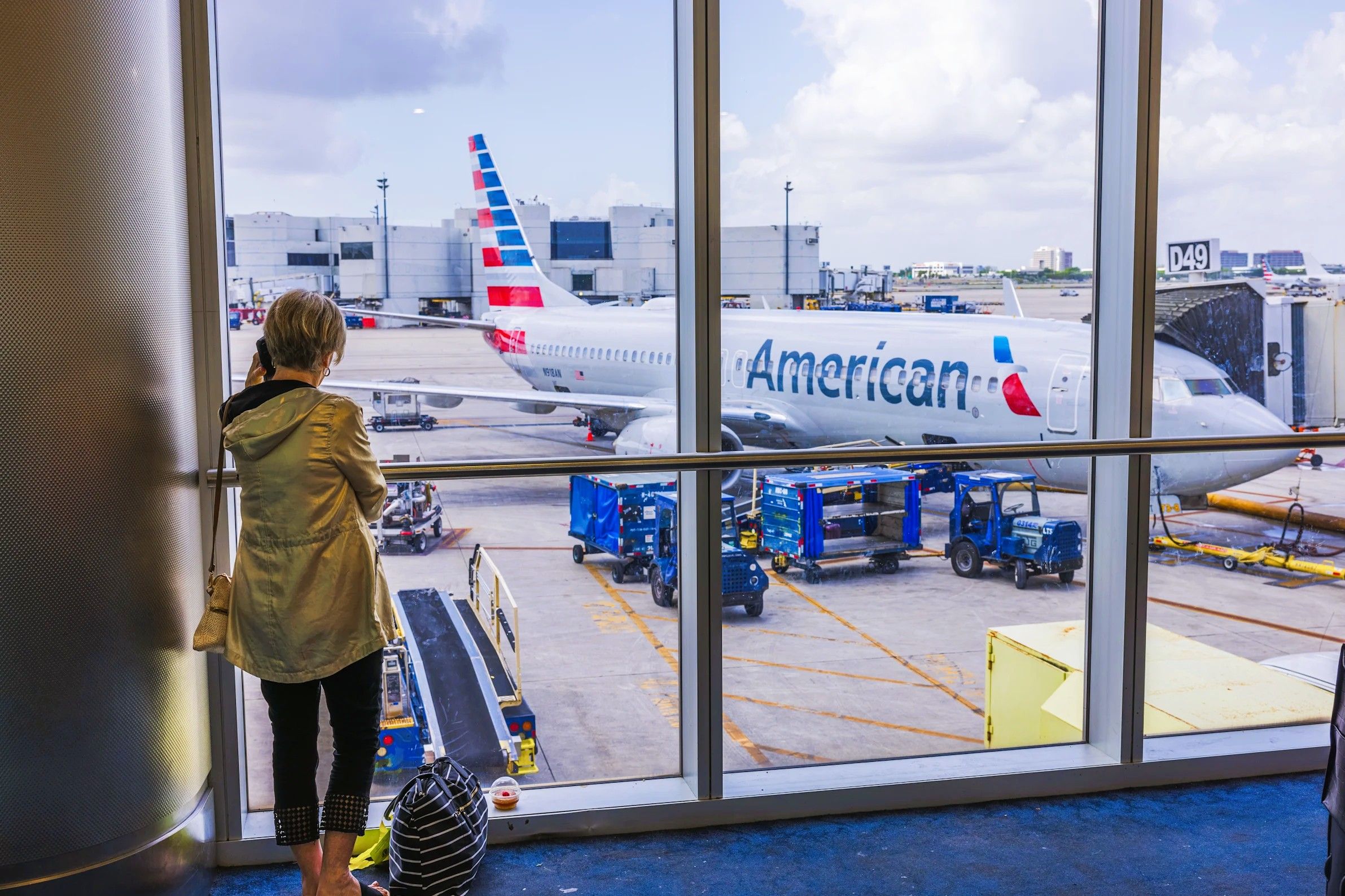 American Airlines passenger left stranded without refund after ticket ...