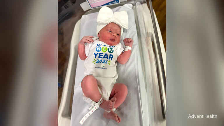 Baby girl born at Kansas City metro hospital in first minute of New Year