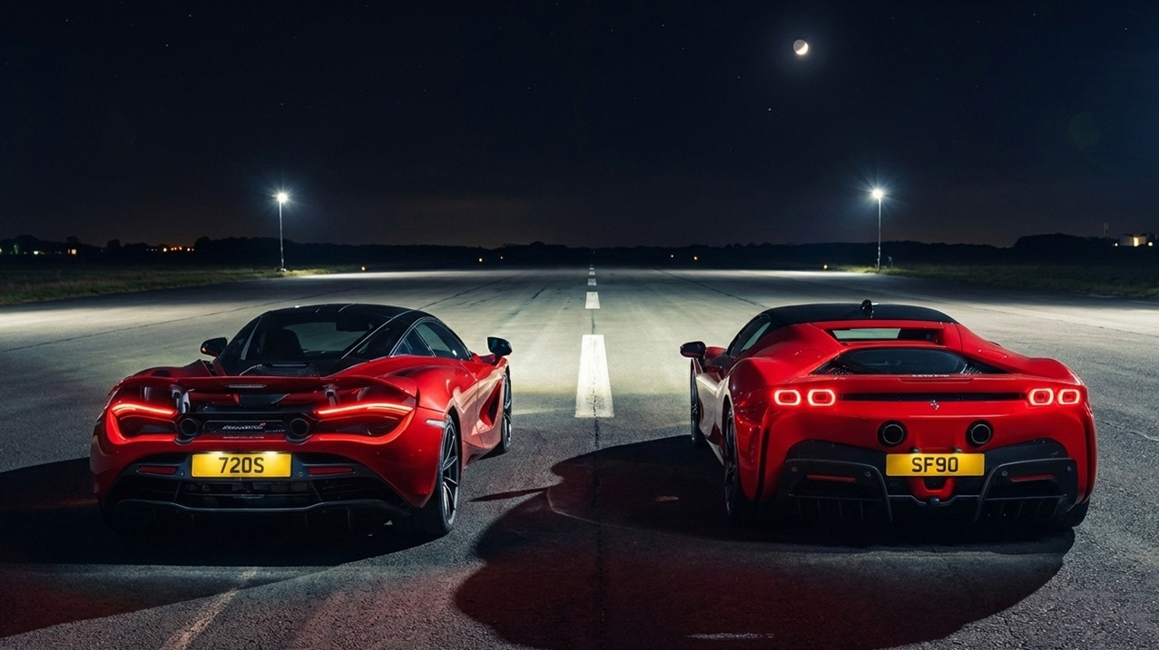 McLaren 720S vs Ferrari SF90