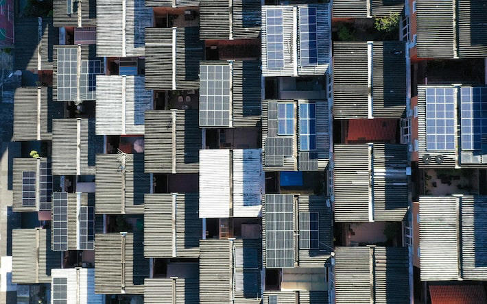 Foto aérea do condomínio Parque Maria Cândida Pareto, localizado na encosta de um morro no bairro de Botafogo, no Rio de Janeiro Foto: Pedro Kirilos/Estadão