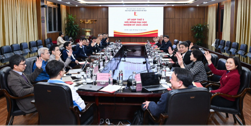 Bỏ hội đồng trường, ai điều hành trường đại học công lập từ hôm nay?