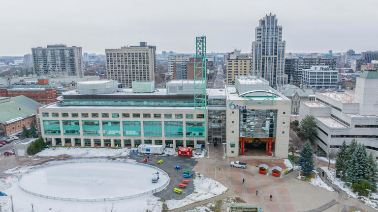 25 ans plus tard, la fusion d’Ottawa fait toujours débat