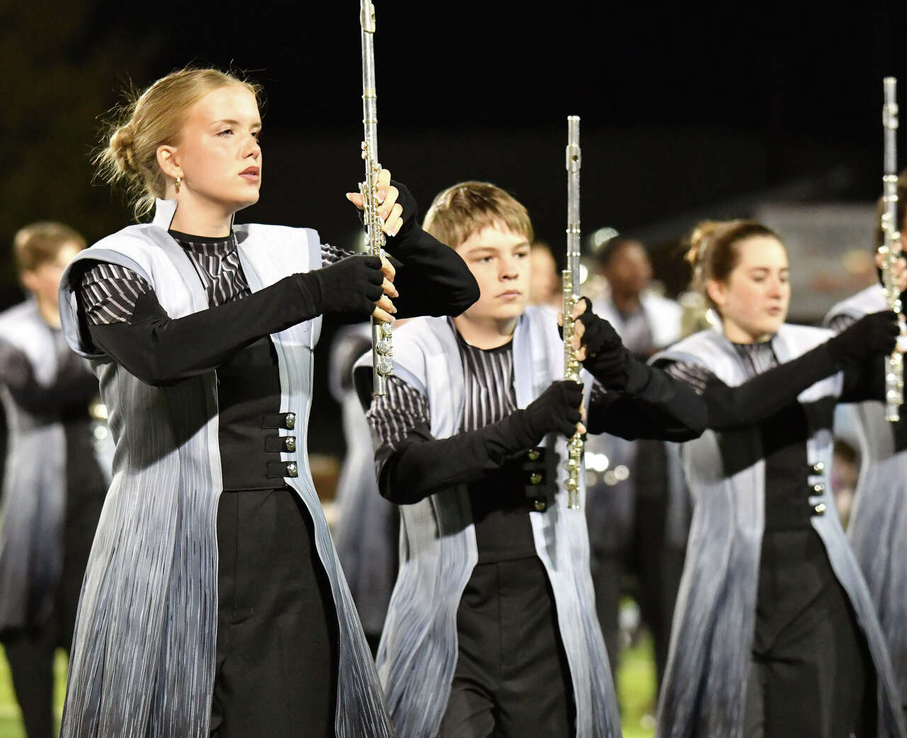 Edwardsville District 7 Marching Tigers to perform in London New Year’s ...