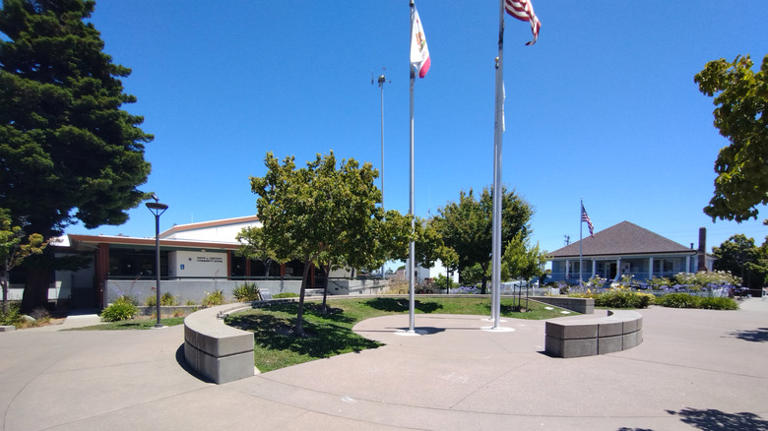 California's walkable San Francisco suburb has a charming downtown and ...