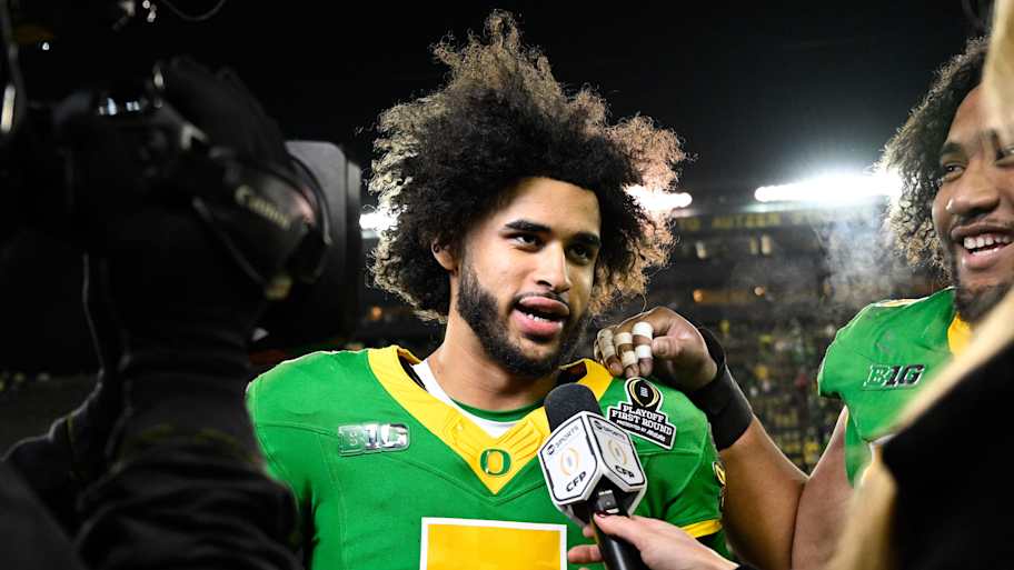 Live score updates as the Oregon Ducks take on Texas Tech in the Orange ...