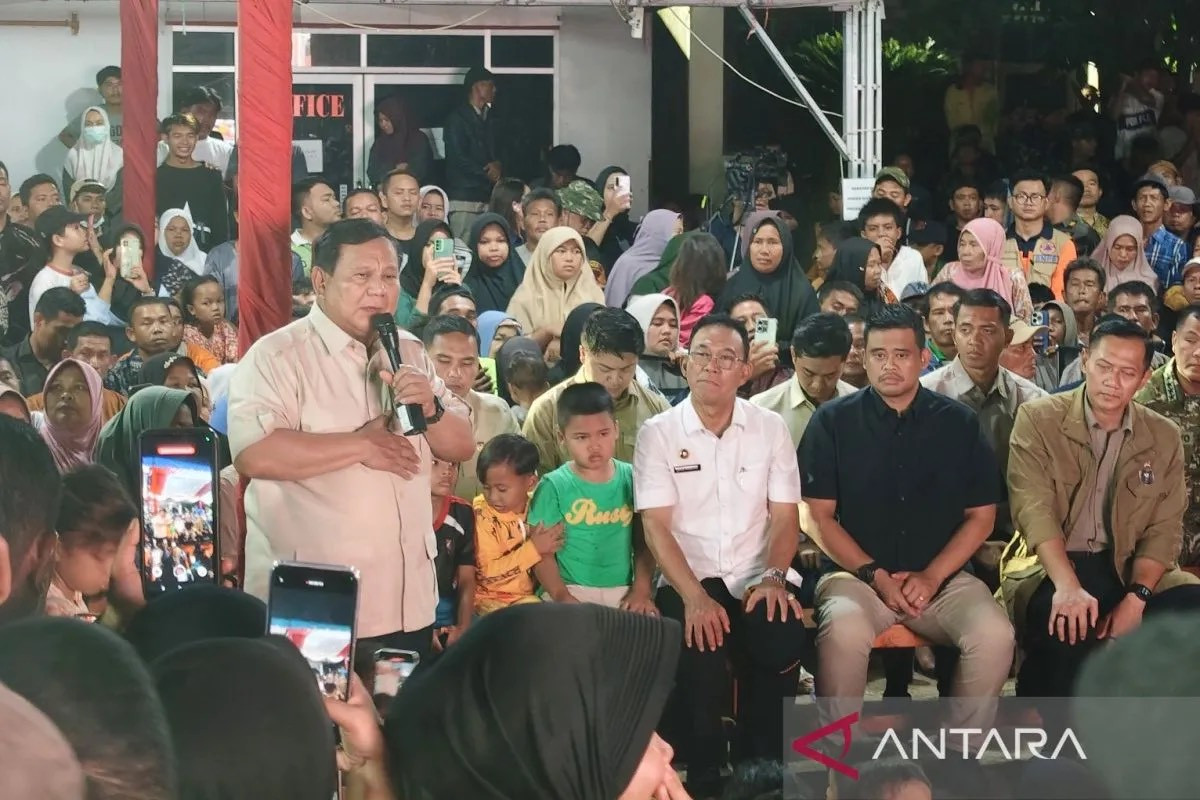 Di Posko Pengungsian, Prabowo: Percayalah, Presidenmu Tak Akan Pernah Tinggalkan Kalian