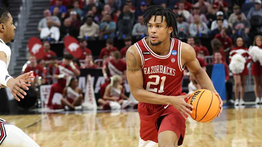 Where did Razorbacks land in latest bracketology ahead of SEC play?