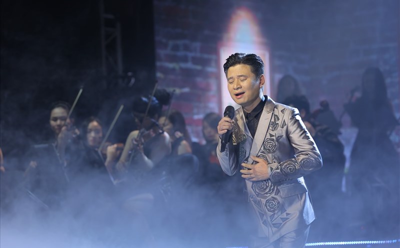 Tấn Minh và hành trình trở thành NSND, Giám đốc