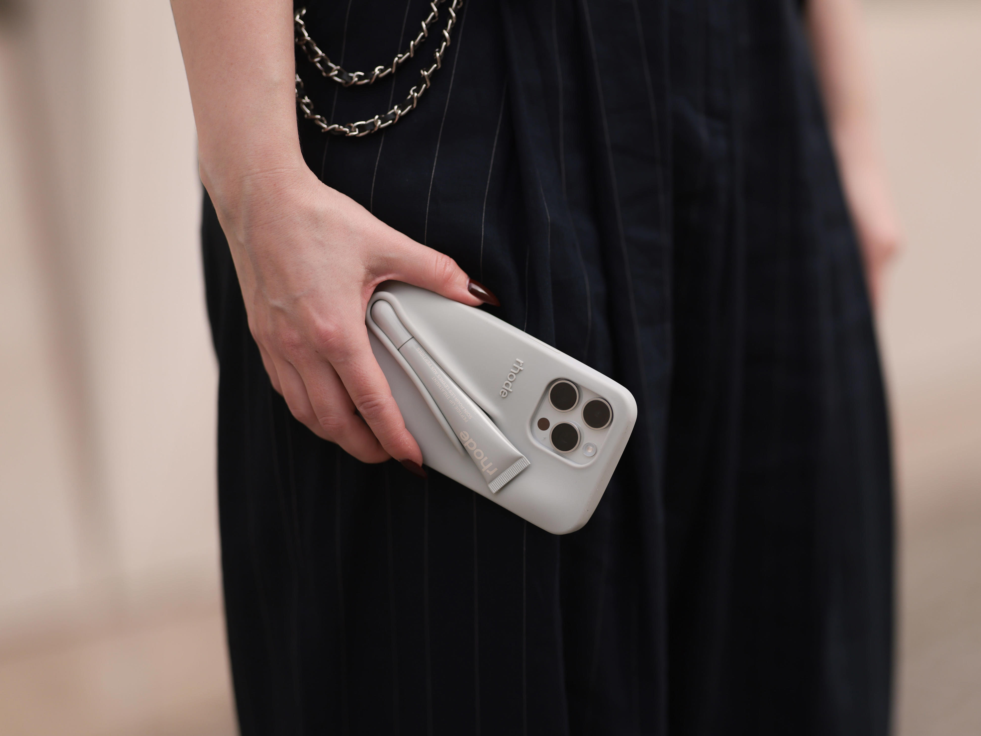 Gen Z is embracing millennial fashion, celebrity skincare, and Apple ...