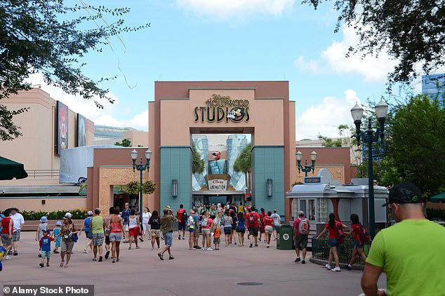 Terrifying moment Disney World employee suffers gruesome injury saving ...