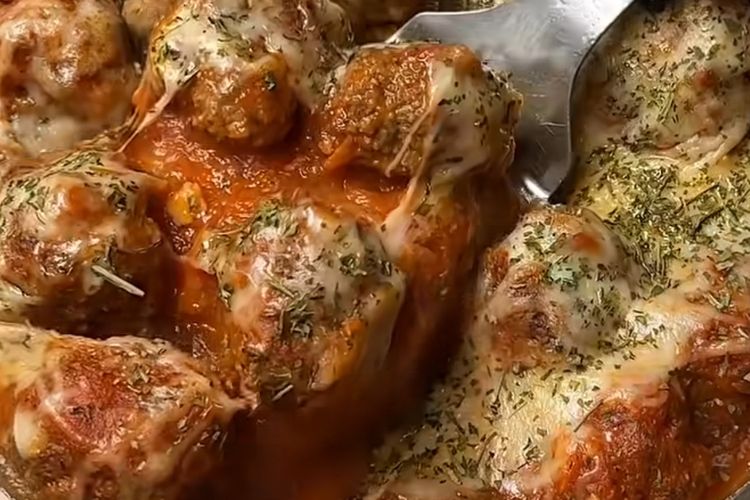 Resep Meatballs Swedia dengan Kentang Panggang, Menu Rumahan yang Kaya Rasa