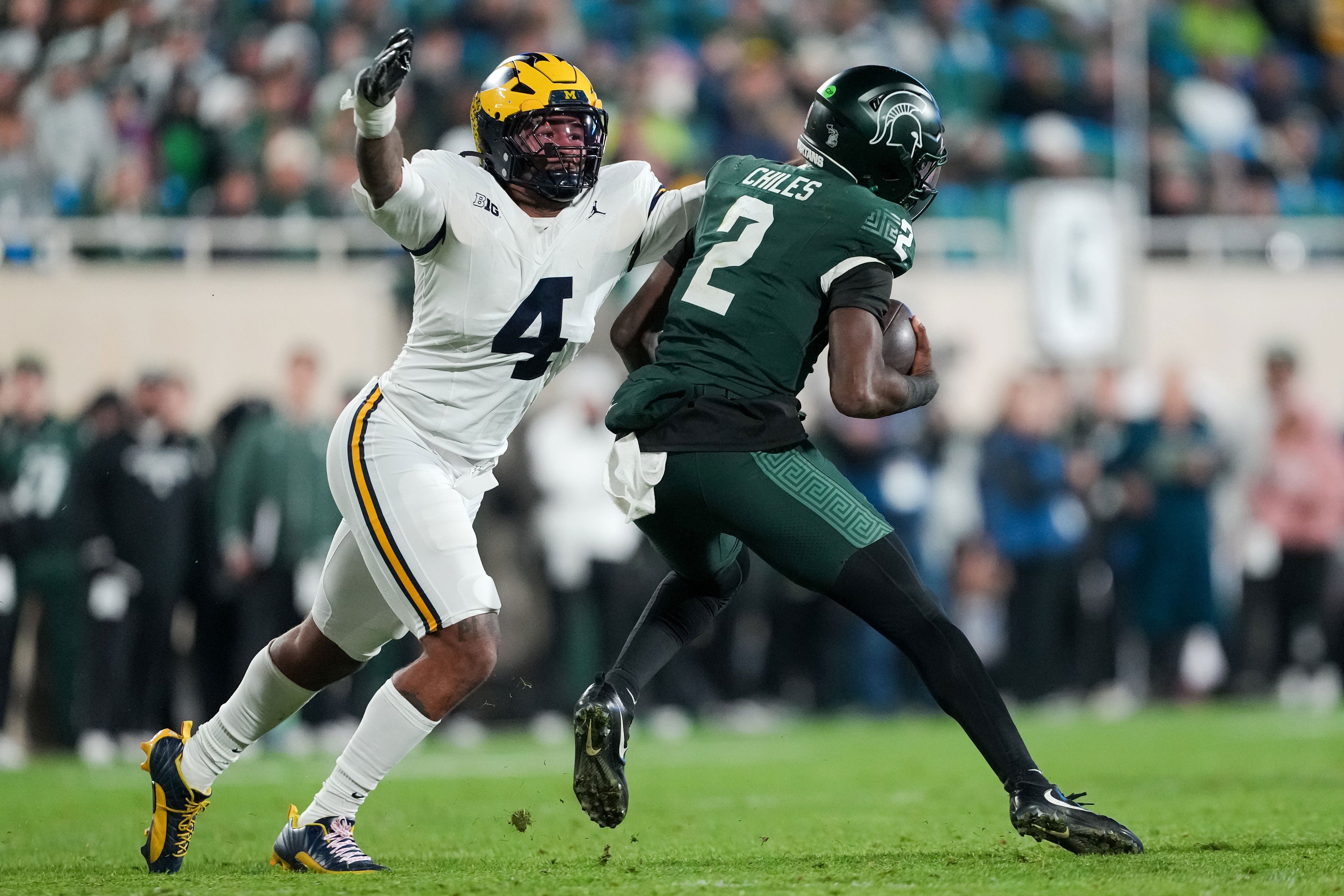 Big Ten program loses 13 players to transfer portal in 1 day