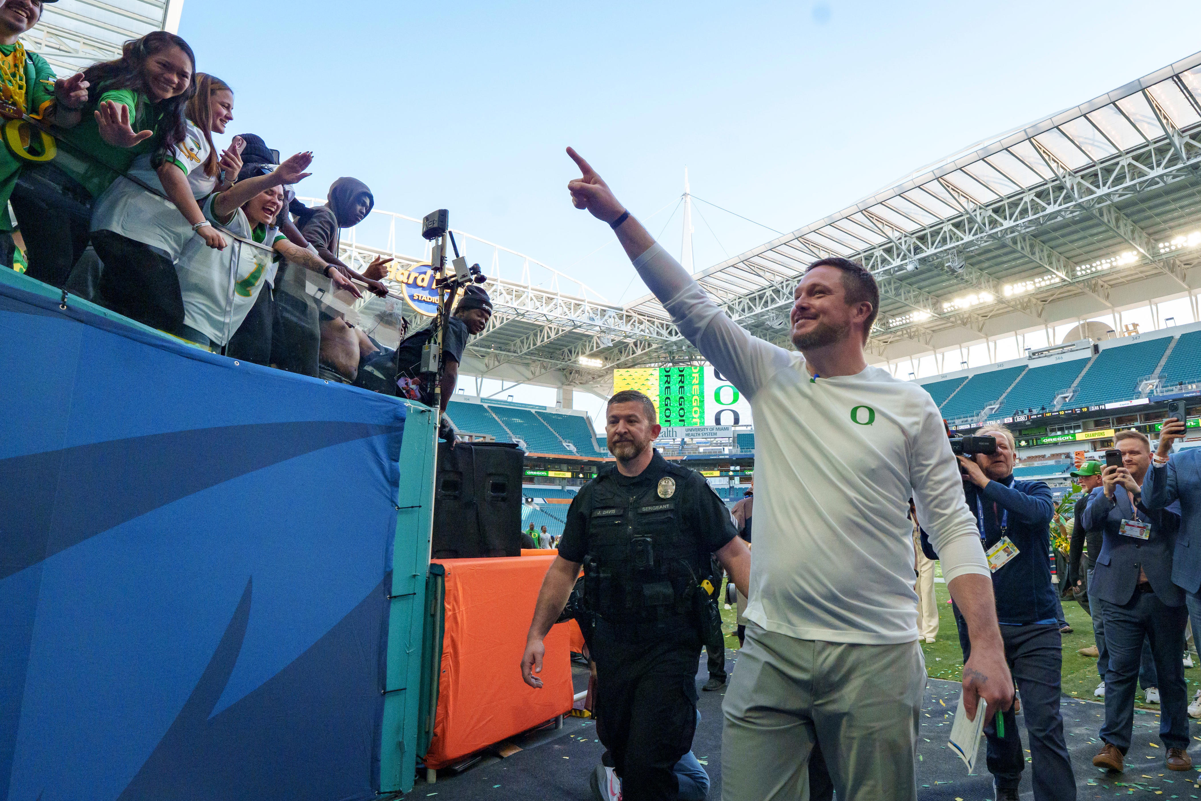Oregon football's growth mindset starts at the top under Dan Lanning
