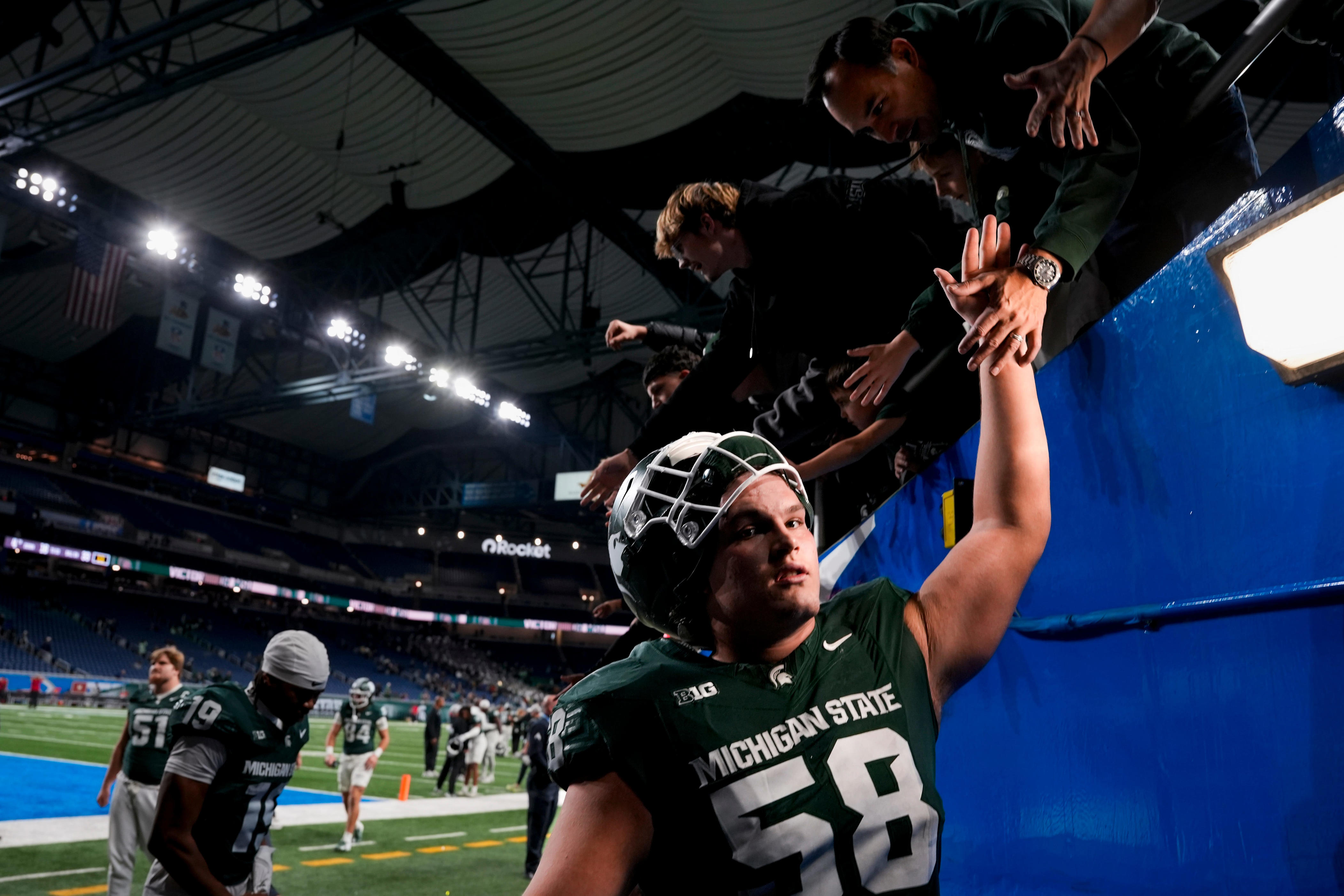 MSU starting offensive lineman announces return for 2026 season