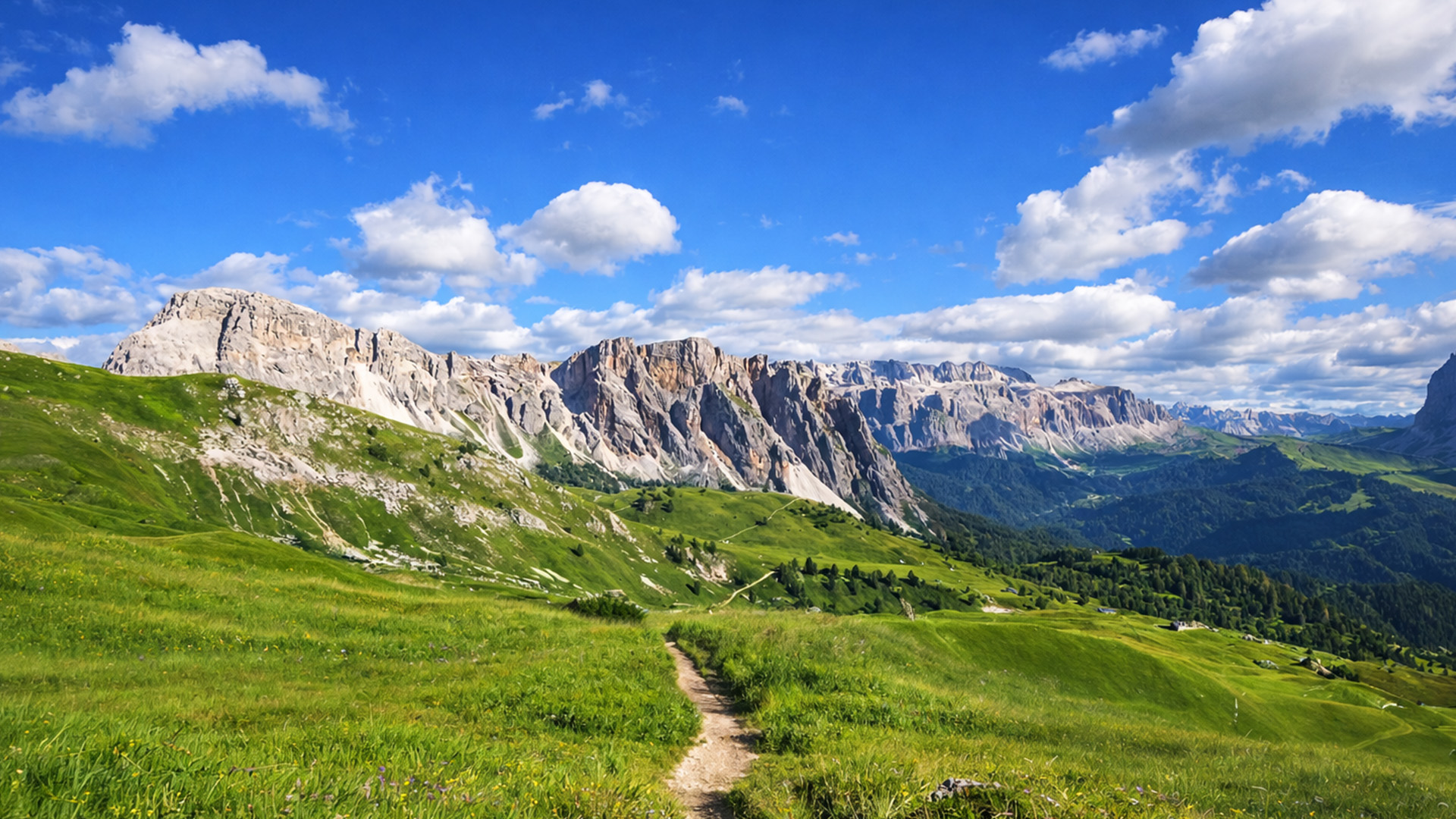 Scenic Dolomites hike from Fermeda to Seceda (4K)