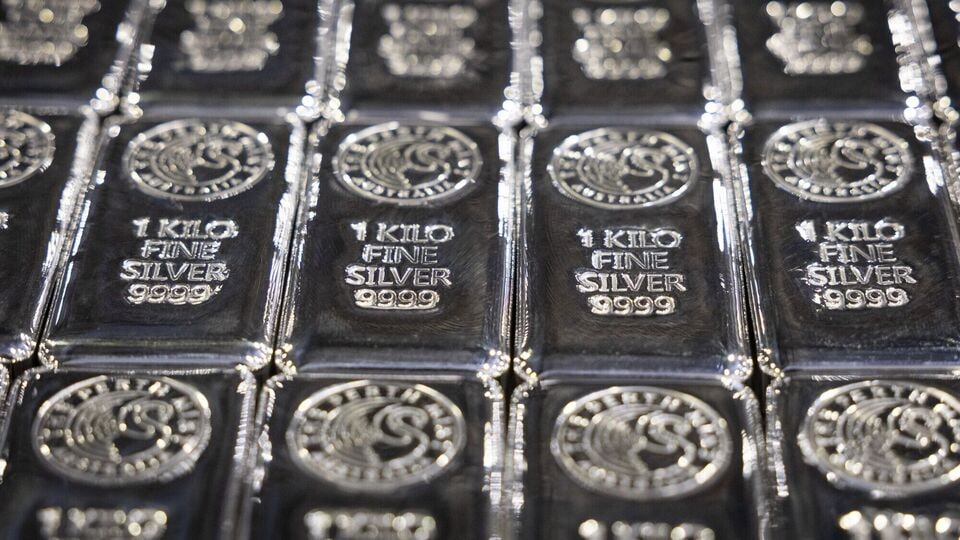 Silver rate today jumps 2% amid bullish global cues - Will the rally ...