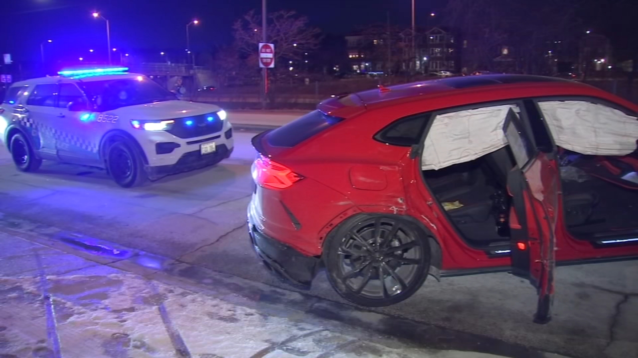 Driver of wanted car crashes into Chicago police van, injuring two ...