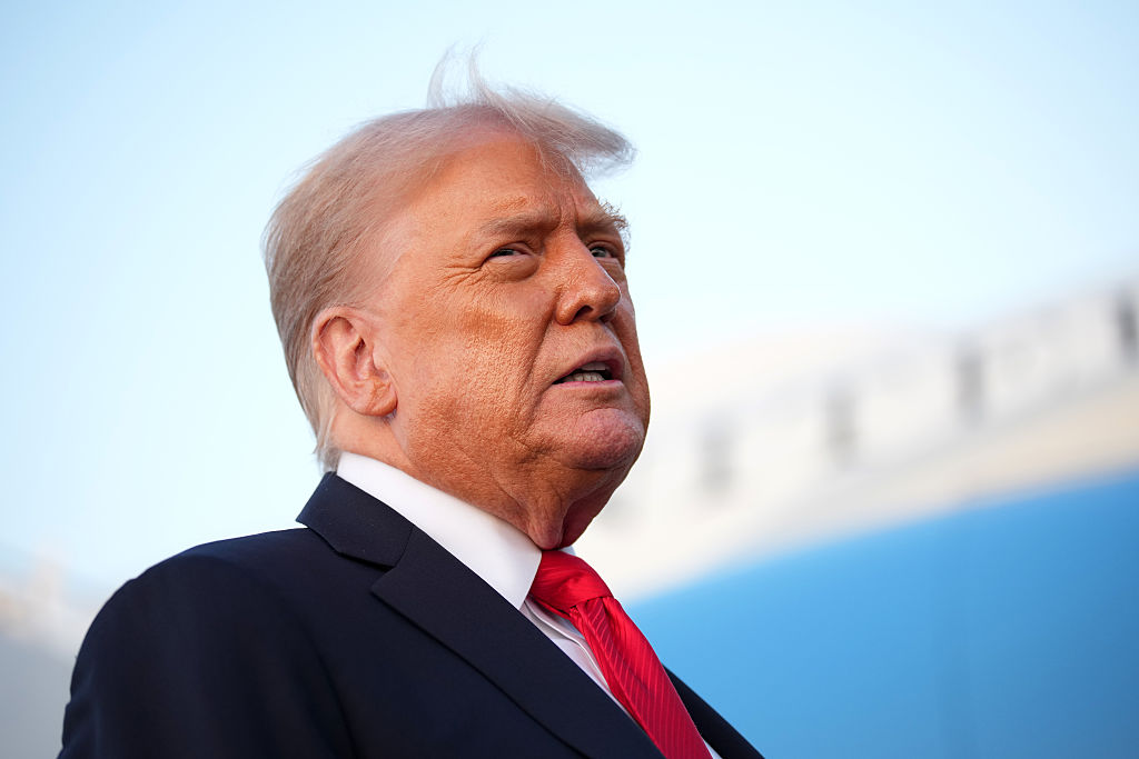 Supreme Court turns on Trump, delays major request<br>