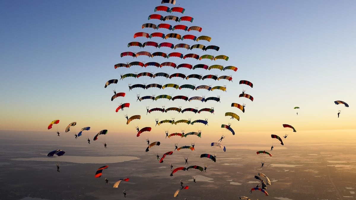 Quebec City skydivers help set new world record for largest parachute ...