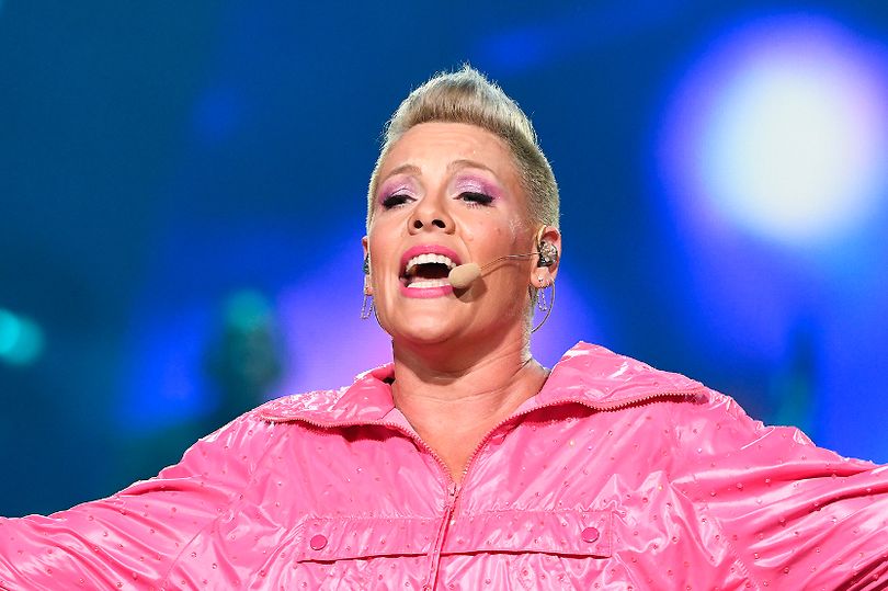 Iconic singer hospitalised with 'discs in her neck' as she spends New ...