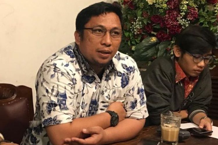Prabowo Menolak Bantuan Asing, Feri Amsari: Mau Bantu Kok Dilarang!
